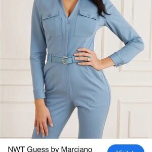 NWT Guess by Marciano Blue Jumpsuit with V-Neck and Belt size 6